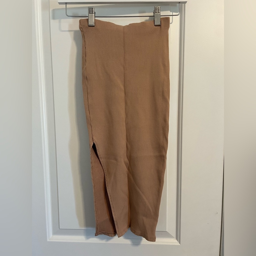 Lulu’s Set For Life Tan Bodycon Midi Skirt—XS